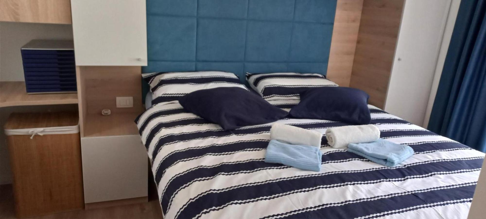 Maja Vita _ Maja Drage Buitenkant foto